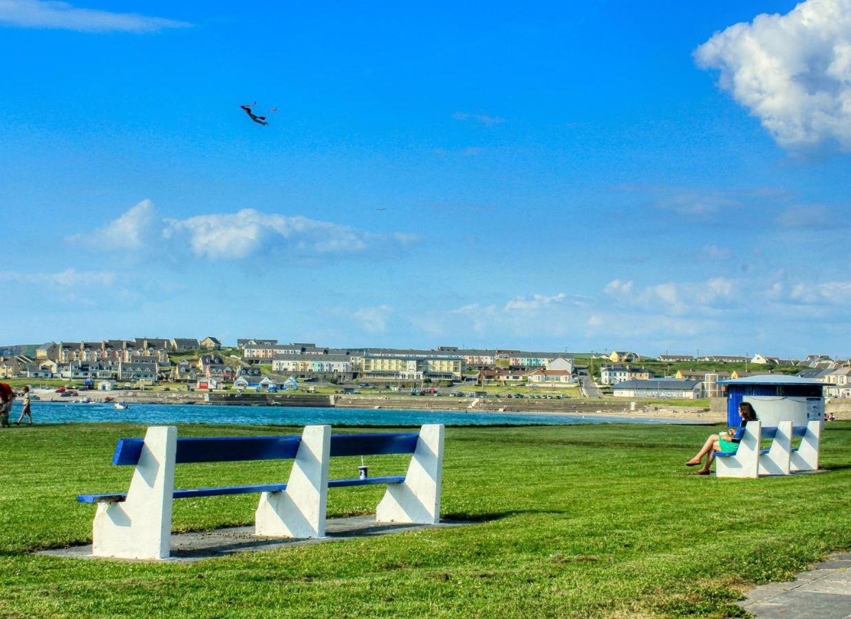 Kilkee Townhouse By Trident Holiday Homes Exterior foto
