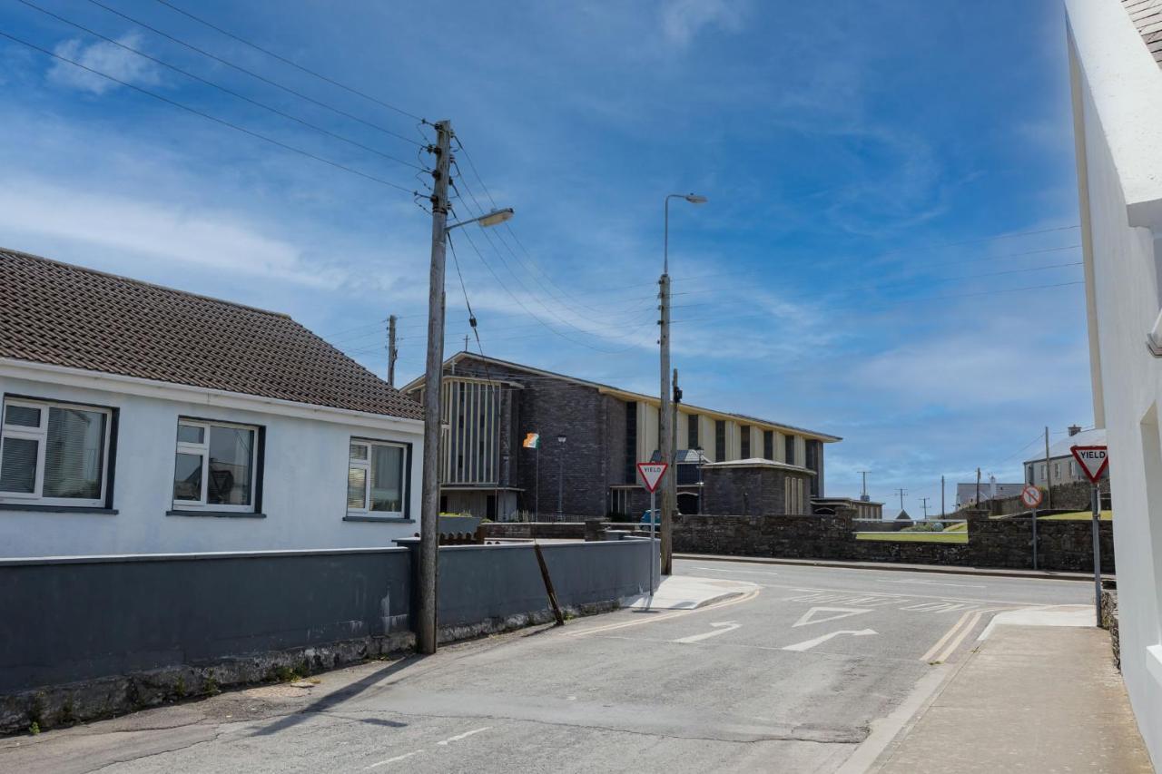 Kilkee Townhouse By Trident Holiday Homes Exterior foto