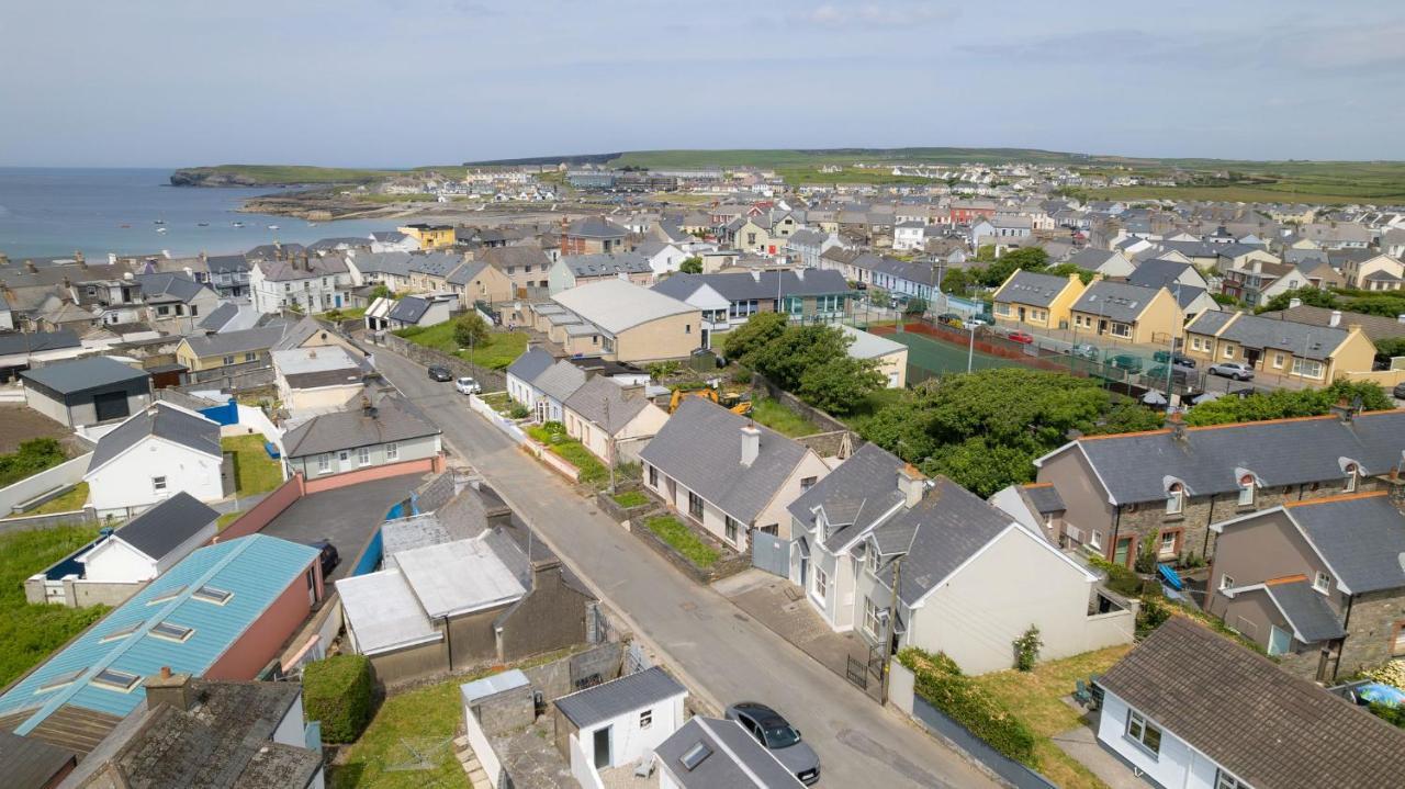 Kilkee Townhouse By Trident Holiday Homes Exterior foto